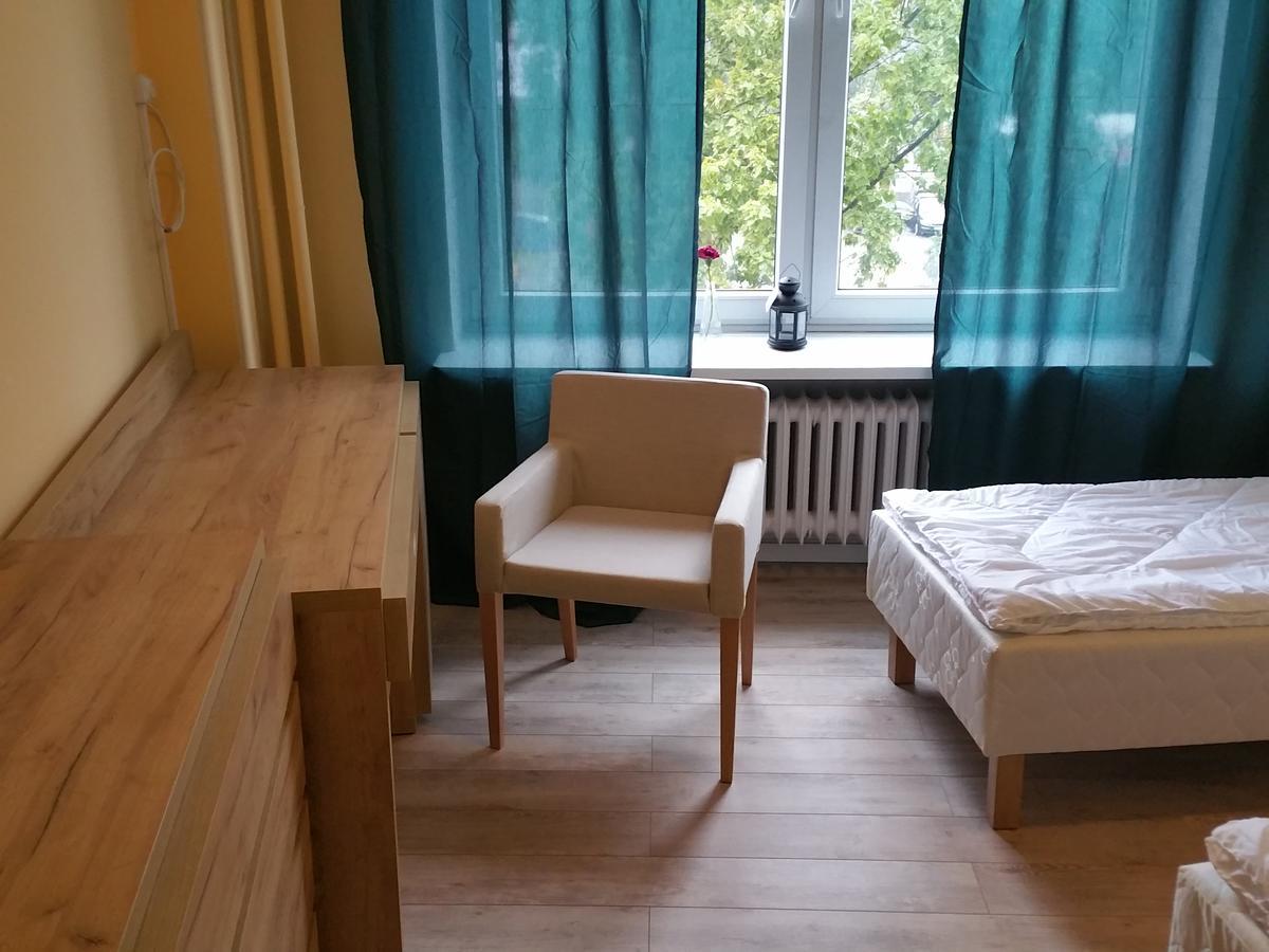 ורשה Kaktus Guest House 2 מראה חיצוני תמונה