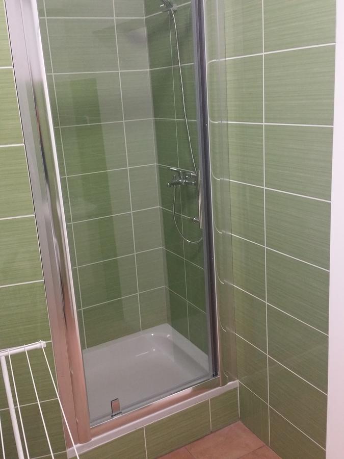 ורשה Kaktus Guest House 2 מראה חיצוני תמונה