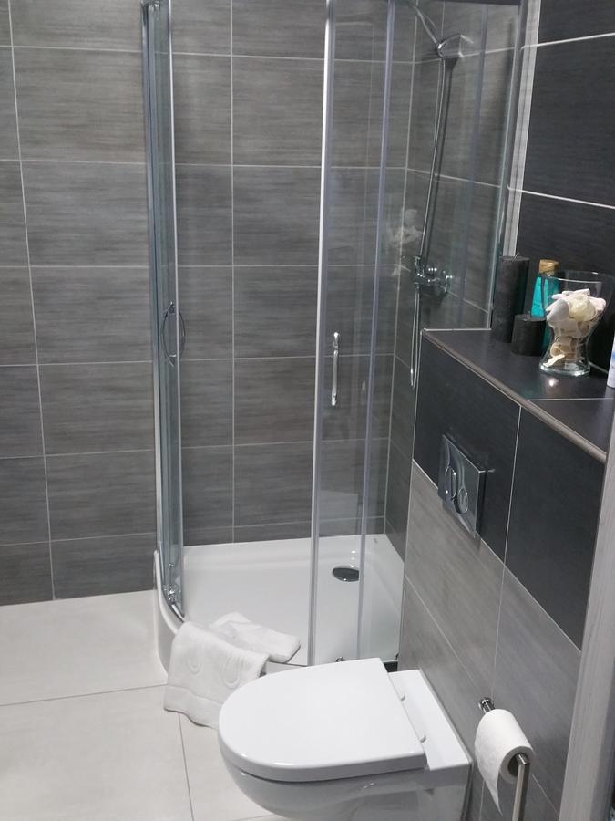 ורשה Kaktus Guest House 2 מראה חיצוני תמונה